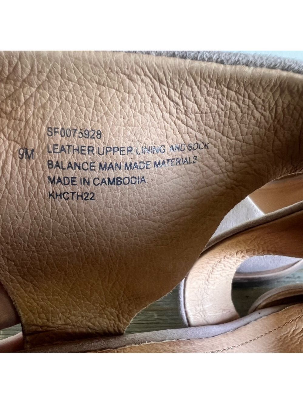 Sofft Women's Camille Stone Suede Heeled Shoe Size 9 #211A - Picture 6 of 11